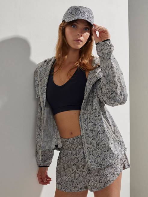 femmes veste de running en terrasse imprimée Varley 8R2T413 serpent en miroir vêtements